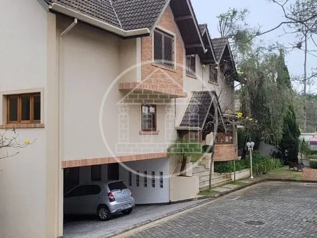 Sobrado com 564m² 4 quartos e 6 banheiros, à venda ou para alugar, no bairro Chácara Monte Alegre em São Paulo
