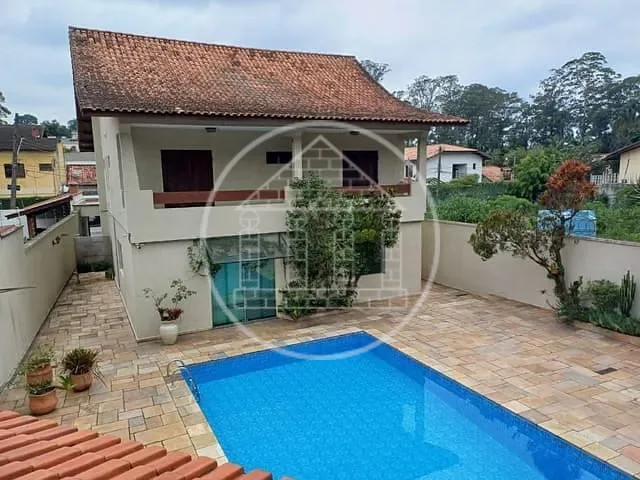 Sobrado com 540m² 4 quartos e 8 banheiros, à venda, no bairro Chácara Meyer em São Paulo