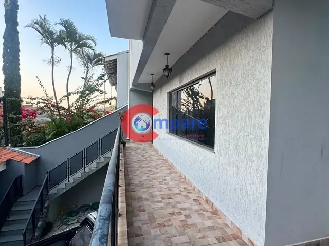 Sobrado com 325m² 3 quartos e 2 banheiros, à venda, no bairro Jardim Guapira em São Paulo