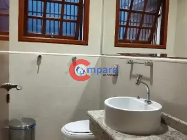 Sobrado com 280m² 3 quartos e 1 banheiro, à venda, no bairro Jardim Santa Clara em Guarulhos
