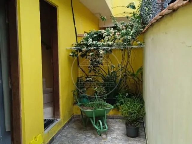 Sobrado com 125m² 4 quartos e 3 banheiros, à venda, no bairro Jardim Varginha em São Paulo