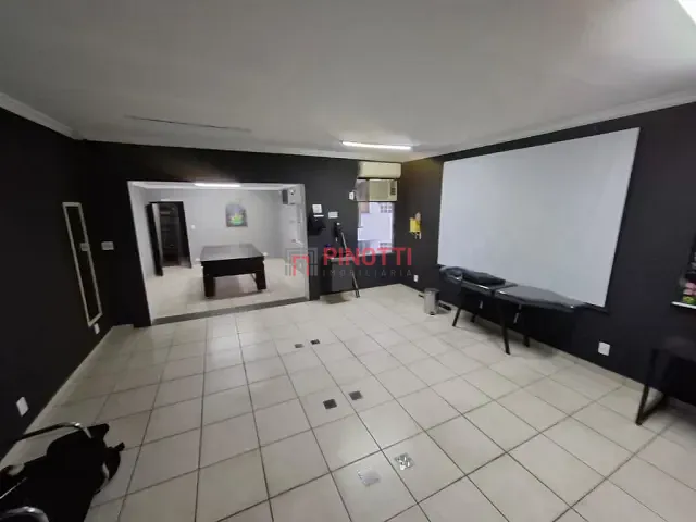 Sobrado 3 quartos e 4 banheiros, à venda ou para alugar, no bairro Jardim do Mar em São Bernardo do Campo
