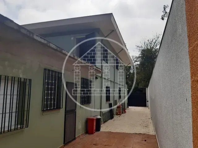 Sobrado com 560m² 4 quartos e 3 banheiros, à venda, no bairro Jardim Marajoara em São Paulo