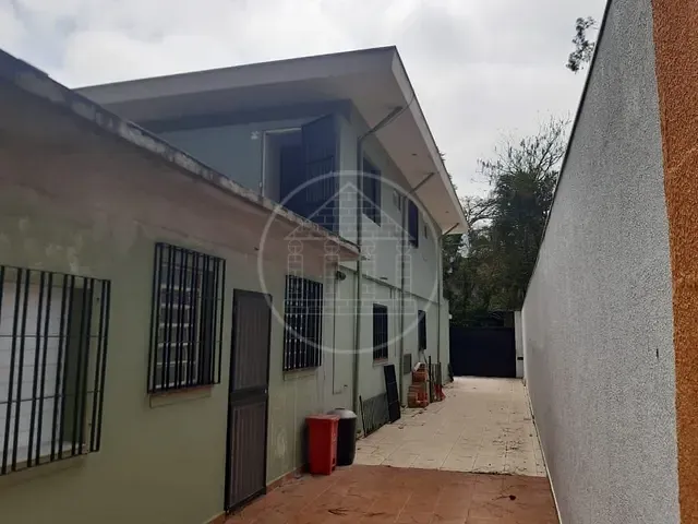 Sobrado com 560m² 4 quartos e 3 banheiros, à venda, no bairro Jardim Marajoara em São Paulo