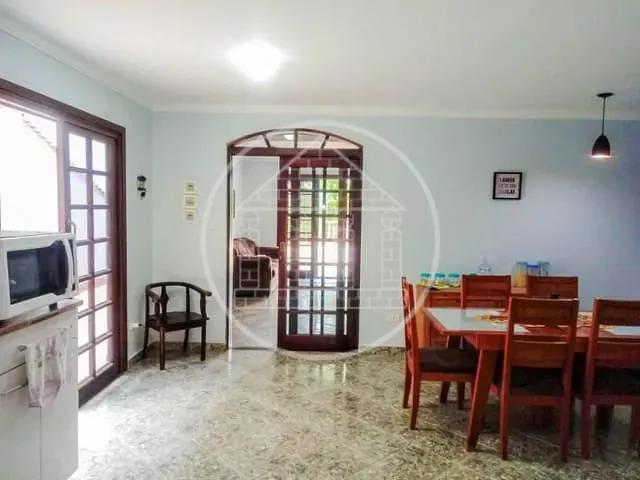 Sobrado com 250m² 4 quartos e 1 banheiro, à venda, no bairro Jardim Marquesa em São Paulo