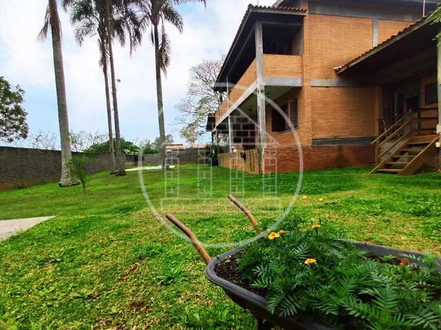Sobrado com 1008m² 2 quartos e 2 banheiros, à venda, no bairro Parque do Terceiro Lago em São Paulo