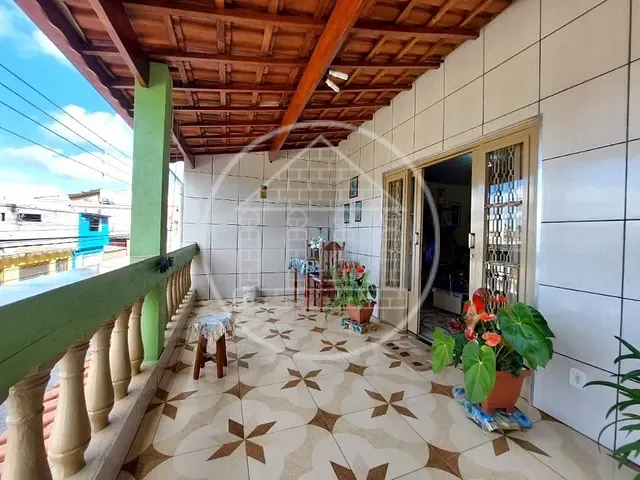 Sobrado com 250m² 4 quartos e 4 banheiros, à venda, no bairro Vila Quintana em São Paulo