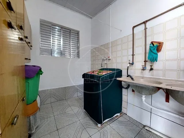 Sobrado com 250m² 4 quartos e 4 banheiros, à venda, no bairro Vila Quintana em São Paulo
