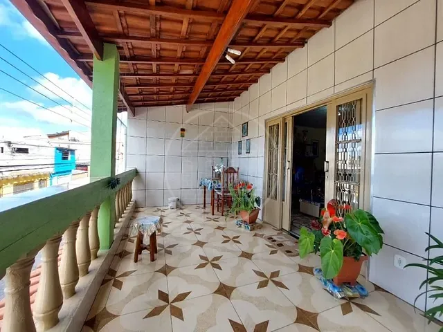Sobrado com 250m² 4 quartos e 4 banheiros, à venda, no bairro Vila Quintana em São Paulo