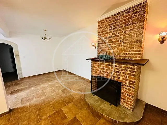 Sobrado com 205m² 3 quartos e 3 banheiros, à venda, no bairro Jardim Umuarama em São Paulo