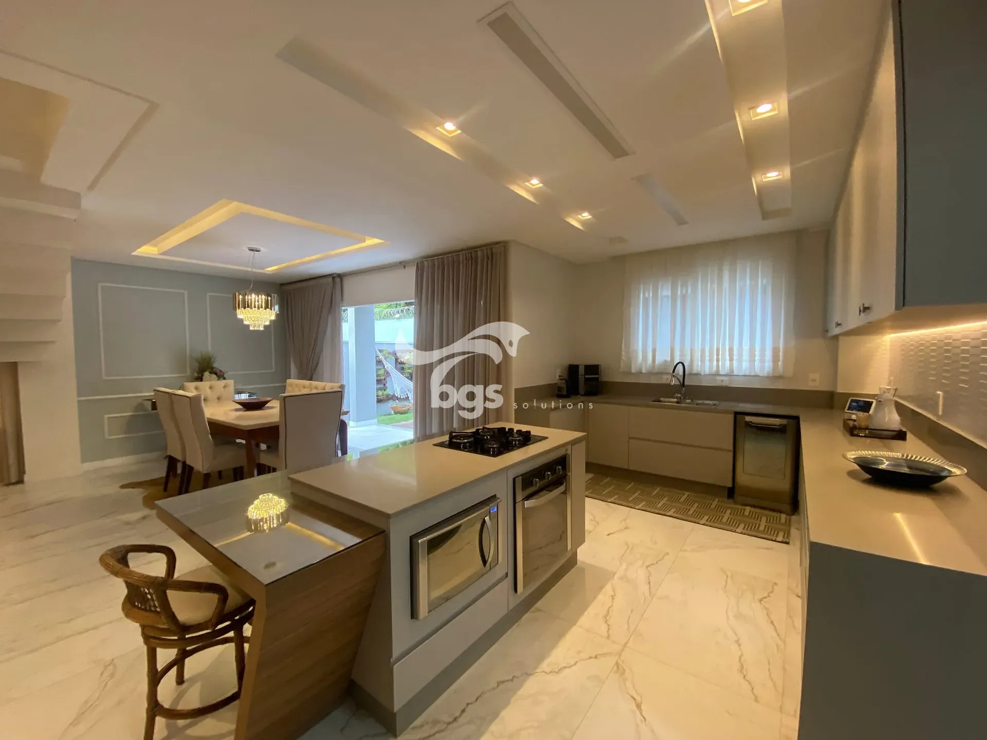 Sobrado, 3 quartos, 324 m² - Foto 7