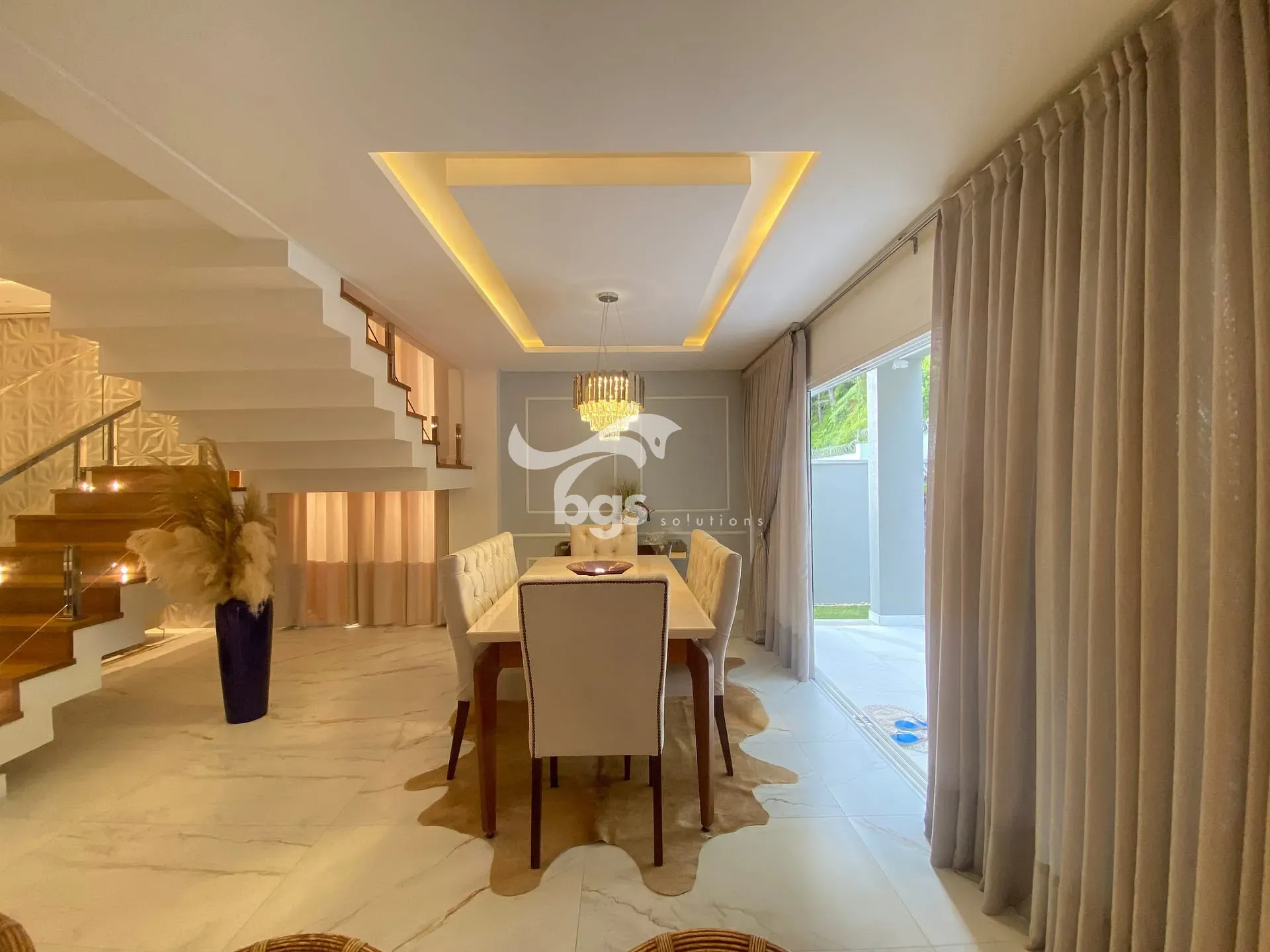 Sobrado, 3 quartos, 324 m² - Foto 6