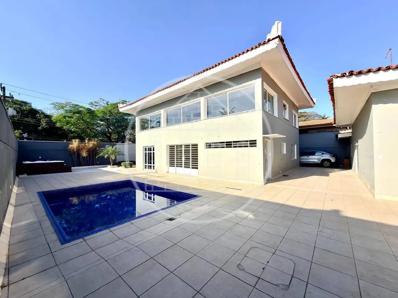 Sobrado, 4 quartos, 357 m² - Foto 2