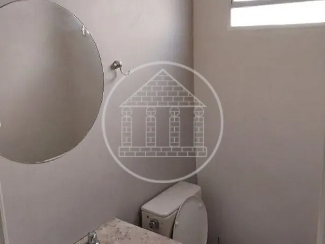Sobrado com 171m² 4 quartos e 5 banheiros, à venda ou para alugar, no bairro Vila Olímpia em São Paulo