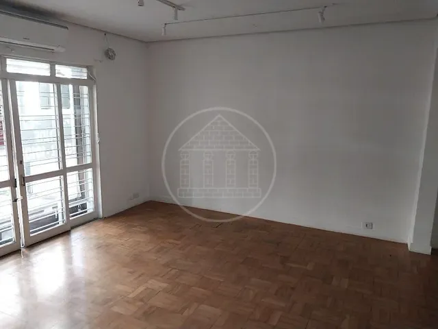 Sobrado com 171m² 4 quartos e 5 banheiros, à venda ou para alugar, no bairro Vila Olímpia em São Paulo