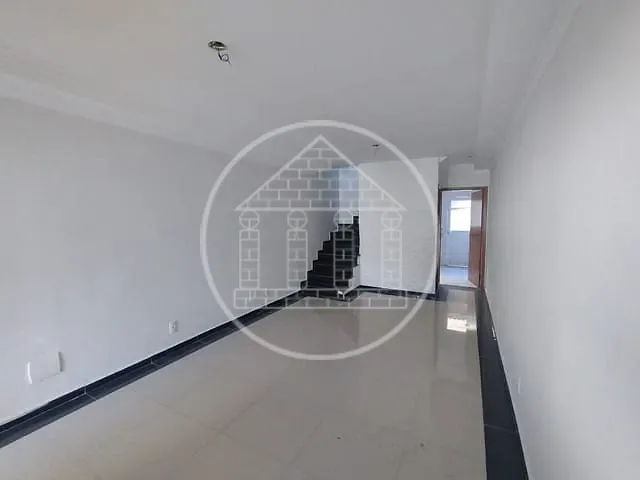 Sobrado com 91m² 3 quartos e 2 banheiros, à venda, no bairro Jardim Sabará em São Paulo