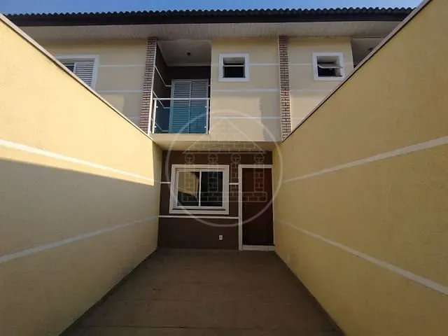 Sobrado com 91m² 3 quartos e 2 banheiros, à venda, no bairro Jardim Sabará em São Paulo