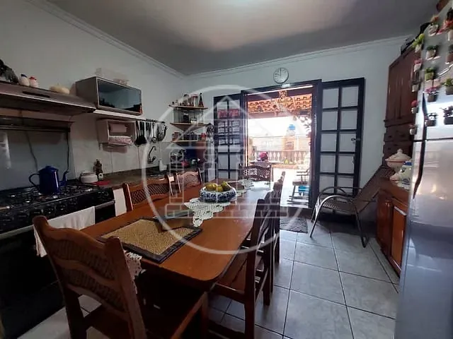 Sobrado com 125m² 4 quartos e 3 banheiros, à venda, no bairro Parque Grajaú em São Paulo