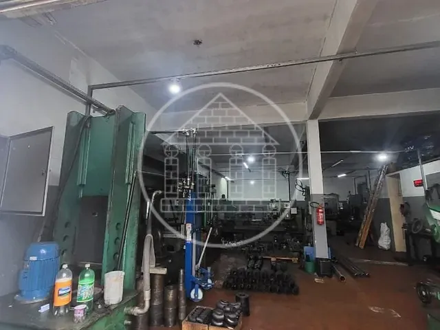 Sobrado com 404m² 3 quartos e 4 banheiros, à venda, no bairro Vila Emir em São Paulo