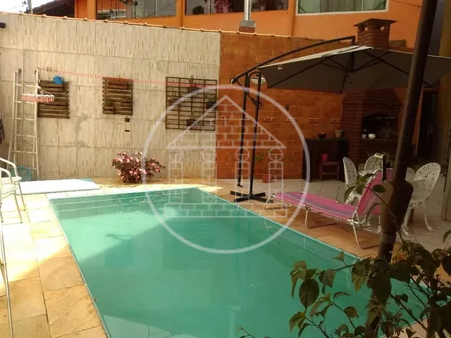 Sobrado com 140m² 2 quartos e 2 banheiros, à venda, no bairro Jardim Guanabara em São Paulo