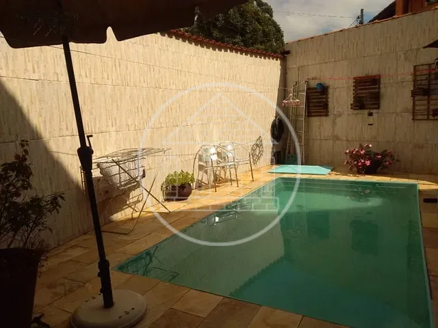 Sobrado com 140m² 2 quartos e 2 banheiros, à venda, no bairro Jardim Guanabara em São Paulo