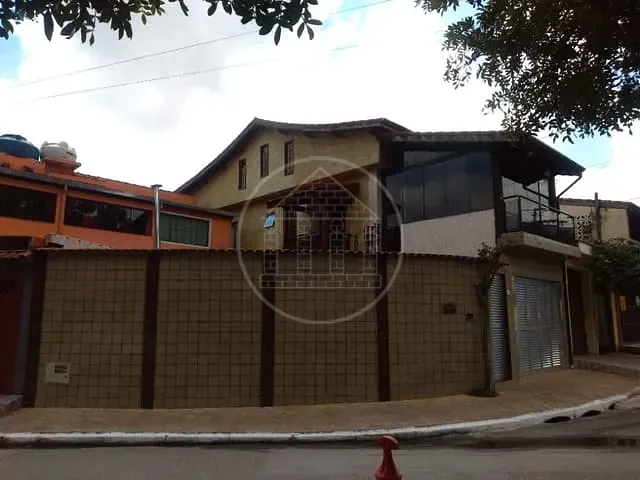 Sobrado com 140m² 2 quartos e 2 banheiros, à venda, no bairro Jardim Guanabara em São Paulo