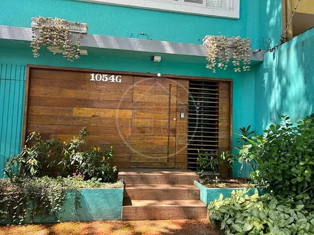 Sobrado com 183m², à venda ou para alugar, no bairro Campo Belo em São Paulo