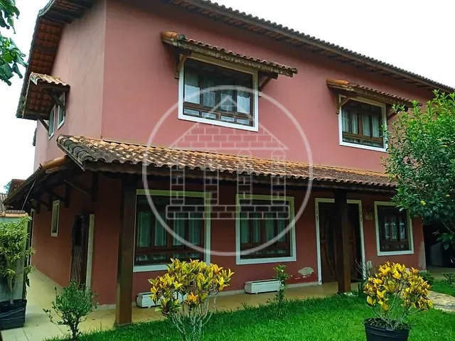 Sobrado com 874m² 4 quartos e 3 banheiros, à venda, no bairro Lagoa Grande em Embu-Guaçu