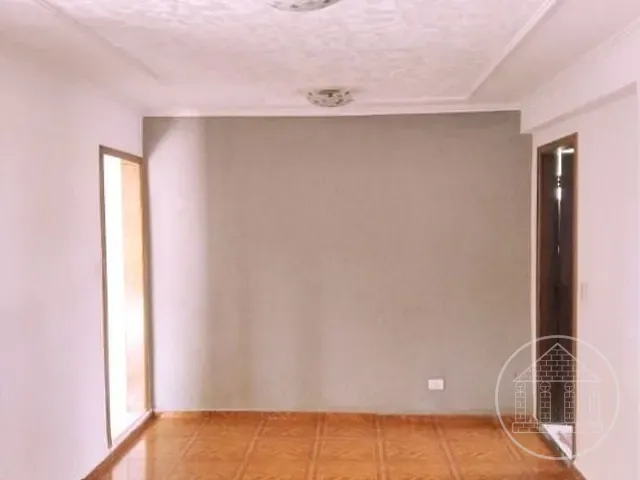Sobrado com 500m² 5 quartos e 4 banheiros, à venda, no bairro Jardim Roschel em São Paulo