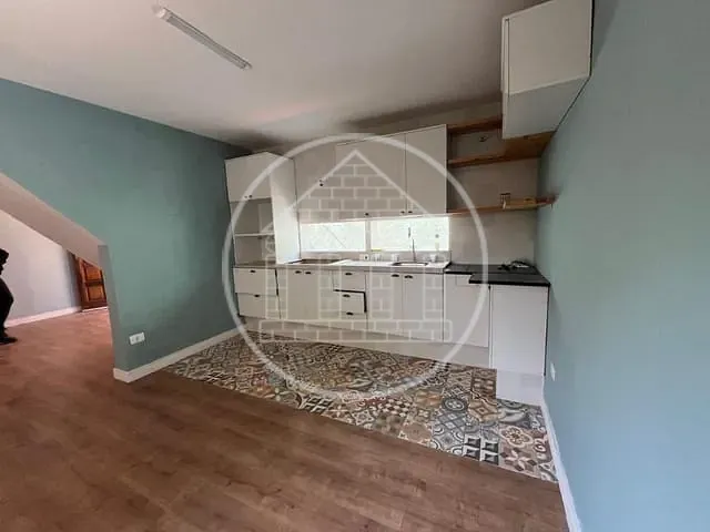 Sobrado com 500m² 5 quartos e 4 banheiros, à venda, no bairro Jardim Roschel em São Paulo