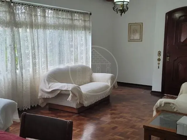 Sobrado com 275m² 3 quartos e 2 banheiros, à venda, no bairro Pedreira em São Paulo