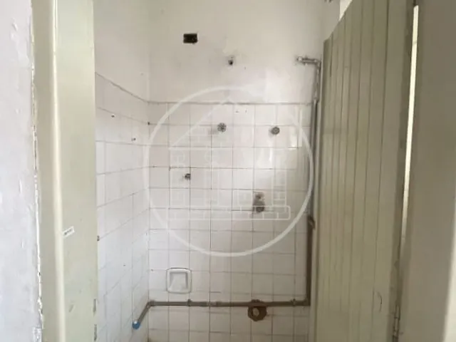 Sobrado com 250m², para alugar, no bairro Parque Cocaia em São Paulo