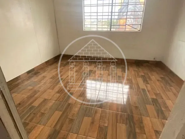 Sobrado com 250m², para alugar, no bairro Parque Cocaia em São Paulo