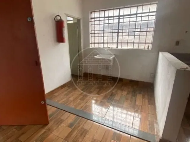 Sobrado com 250m², para alugar, no bairro Parque Cocaia em São Paulo