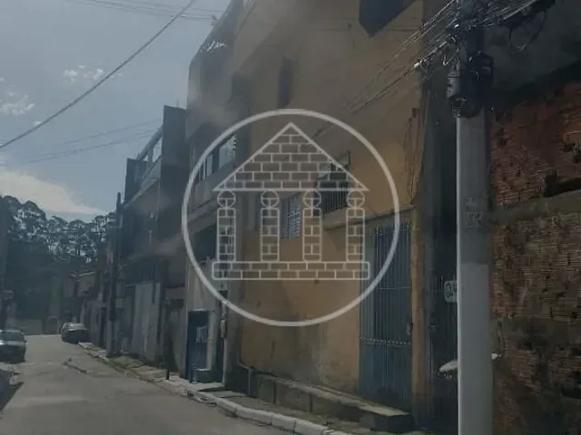 Sobrado com 200m² 7 quartos e 4 banheiros, à venda, no bairro Jardim Toca em São Paulo