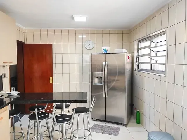 Sobrado com 360m² 4 quartos e 2 banheiros, à venda, no bairro Jardim Guarapiranga em São Paulo