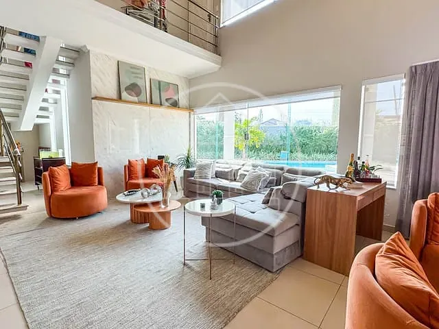 Sobrado com 810m² 4 quartos e 4 banheiros, à venda, no bairro Interlagos em São Paulo