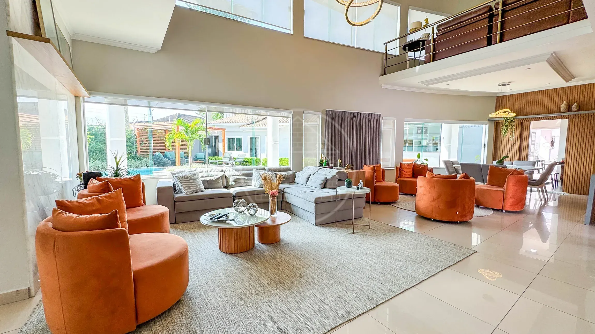 Sobrado, 4 quartos, 372 m² - Foto 2
