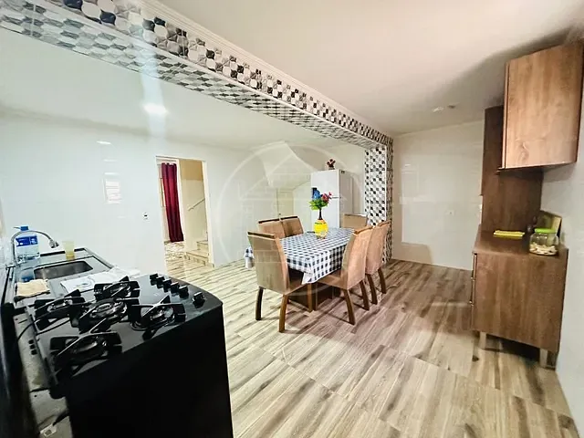 Sobrado com 194m² 3 quartos e 2 banheiros, à venda, no bairro Jardim Sabará em São Paulo