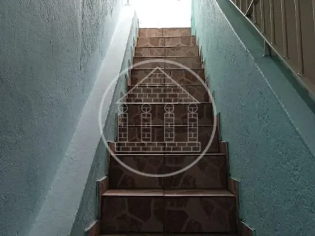 Sobrado com 250m² 4 quartos e 3 banheiros, à venda, no bairro Jardim Myrna em São Paulo