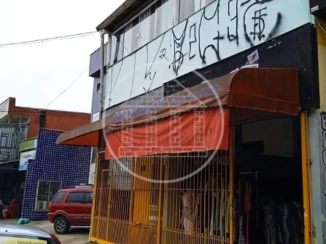 Sobrado com 250m² 4 quartos e 3 banheiros, à venda, no bairro Jardim Myrna em São Paulo