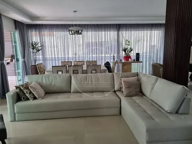 Sobrado com 335m² 4 quartos e 4 banheiros, à venda, no bairro Alphaville 04 em Santana de Parnaíba