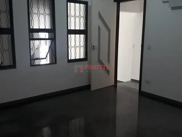 Sobrado à venda, no bairro Vila Santa Luzia em São Bernardo do Campo