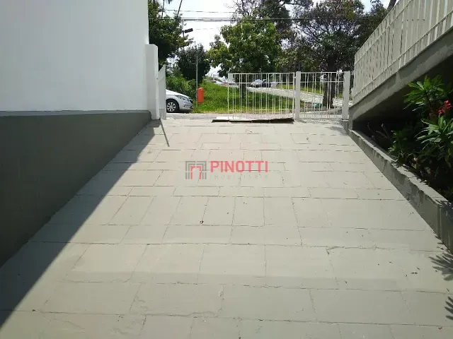 Sobrado 3 quartos e 4 banheiros, à venda ou para alugar, no bairro Jardim do Mar em São Bernardo do Campo