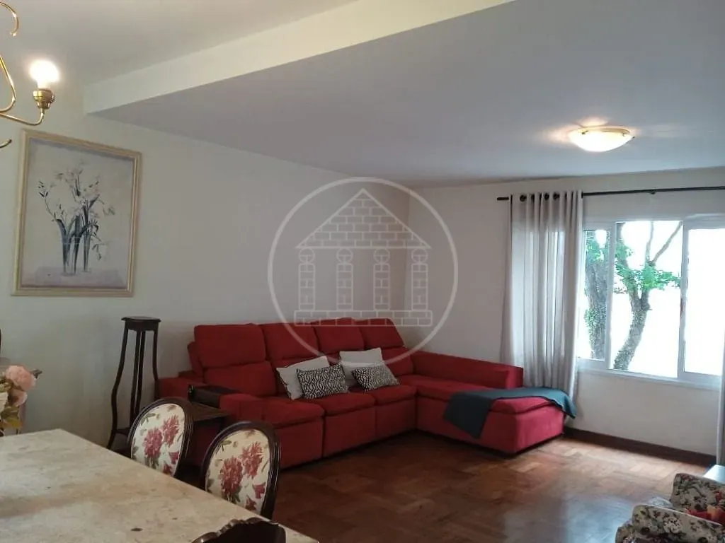 Sobrado, 3 quartos, 245 m² - Foto 1