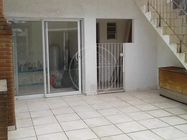 Sobrado com 150m² 2 quartos e 2 banheiros, à venda, no bairro Balneário Mar Paulista em São Paulo