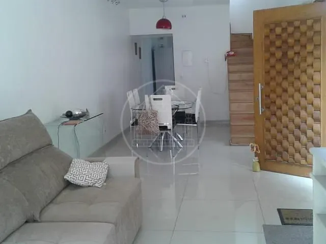 Sobrado com 150m² 2 quartos e 2 banheiros, à venda, no bairro Balneário Mar Paulista em São Paulo