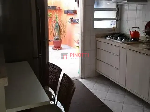 Sobrado 3 quartos e 3 banheiros, à venda, no bairro Nova Petrópolis em São Bernardo do Campo
