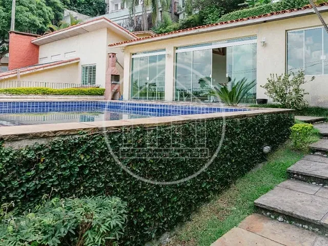 Sobrado com 797m² 5 quartos e 7 banheiros, à venda, no bairro Praia da Lagoa em São Paulo