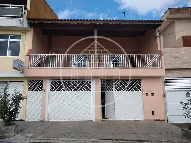 Sobrado com 212m² 3 quartos e 2 banheiros, à venda, no bairro Jardim Myrna em São Paulo